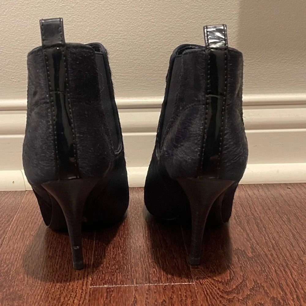 Tory Burch Navy Black Haircalf Ankle Boots Booties Women Shoes 6 1/2 M
